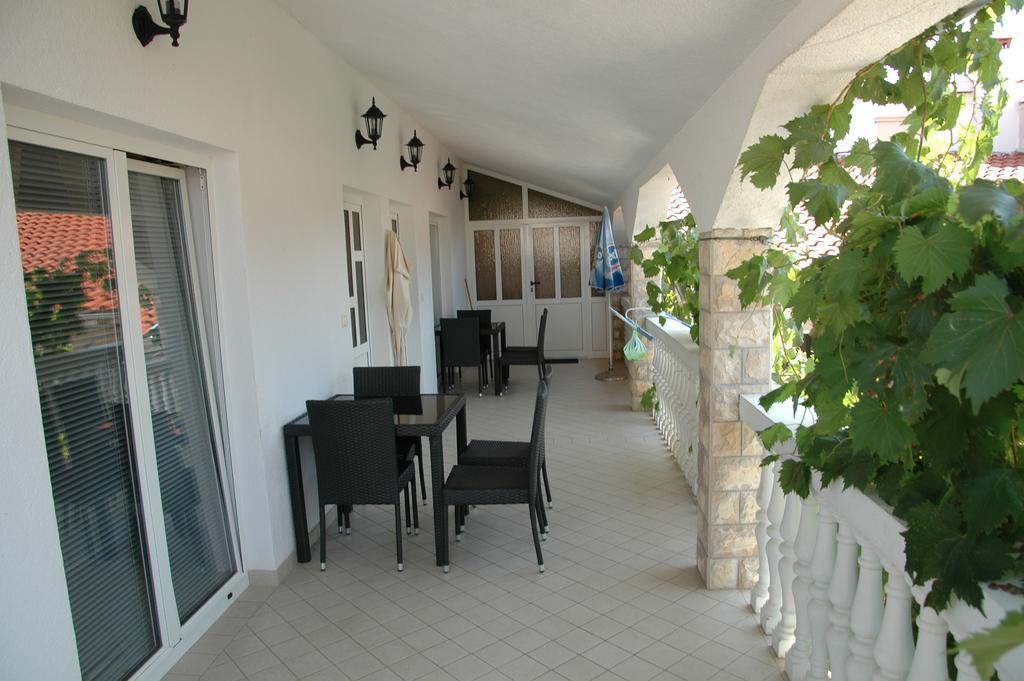 Apartments Anton Vodice Exterior photo