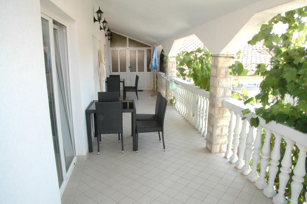 Apartments Anton Vodice Exterior photo